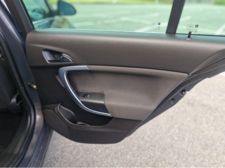 2016 Vauxhall Insignia - thumbnail 22