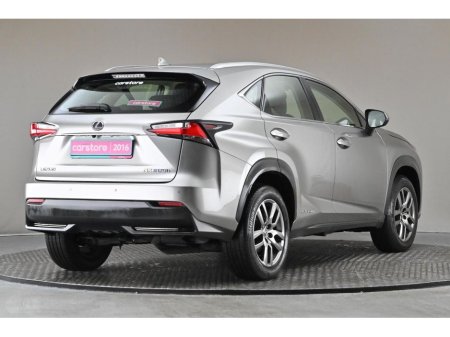 2016 Lexus NX 300 h - thumbnail 9