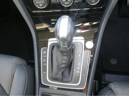 2015 Volkswagen Golf TSI Bluemotion €13,950 thumbnail