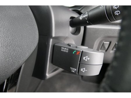 2017 Renault Captur 1.5 DCI 5SPD LIFE 90BHP EU6 €10,890 thumbnail