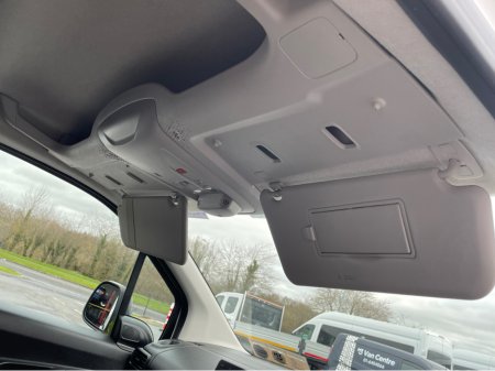 2021 Opel Combo - thumbnail 13