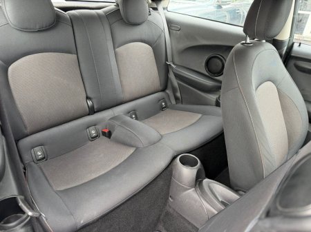 2017 MINI Hatch - thumbnail 18