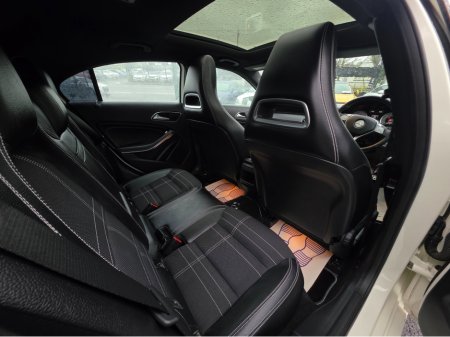 2015 Mercedes-Benz A Class A180  SUNFOOF PANO ROOF - HALF LEATHER HEATED SEATS - REV CAMERA - HI SPEC / SYSTEM LOW ROAD TAX BAND / SIMI DEALER €16,450 thumbnail