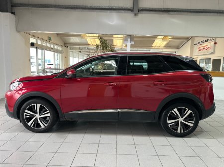 2019 Peugeot 3008 - view 2