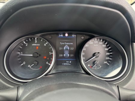 2021 Nissan Qashqai - thumbnail 3