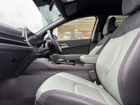 2026 Kia Sportage - thumbnail 2