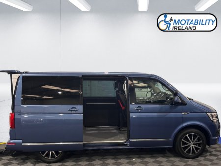 2020 Volkswagen Caravelle Drive from Wheelchair/Upfront Passenger SpaceDrive System €59,995