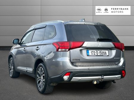 2017 Mitsubishi Outlander - thumbnail 3