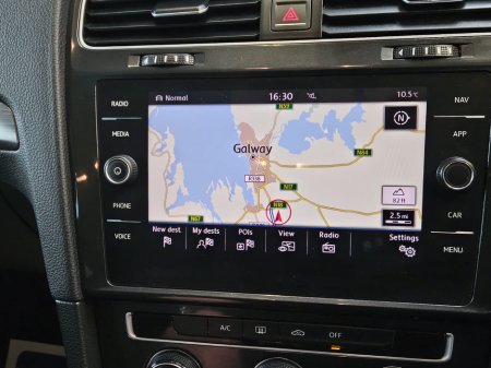 2017 Volkswagen Golf - thumbnail 12