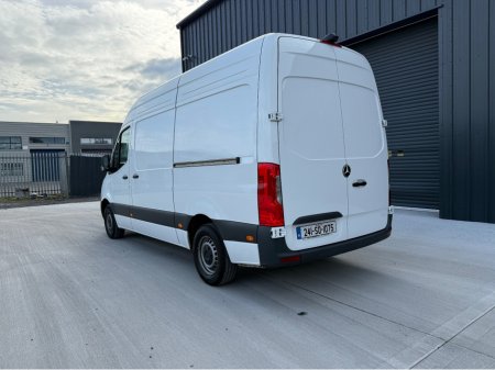 2024 Mercedes-Benz Sprinter  €42,000