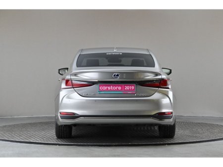 2019 Lexus ES 300 H - thumbnail 8