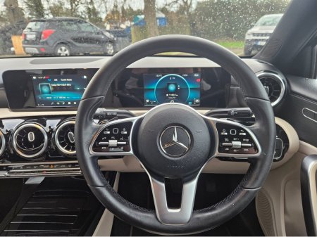 2020 Mercedes-Benz A Class - thumbnail 4