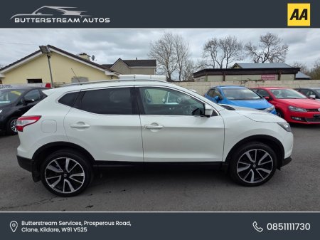 2015 Nissan Qashqai - thumbnail 3