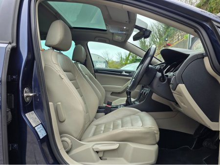 2016 Volkswagen Golf - thumbnail 11