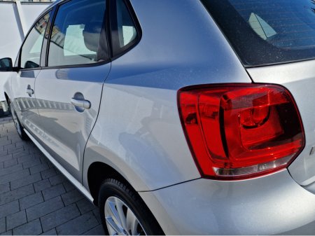 2011 Volkswagen Polo - thumbnail 7