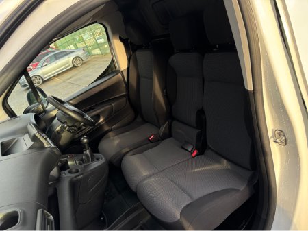 2020 Citroen Berlingo K9 LX 1.5 BLUEHDI 75 650KG M 3 €10,950 thumbnail