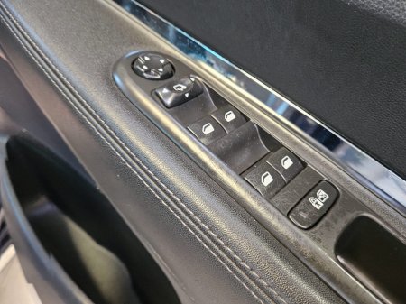 2015 Peugeot 3008 1.6 Blue Hdi 120 bhp Allure Auto S/S Eco €8,950 thumbnail