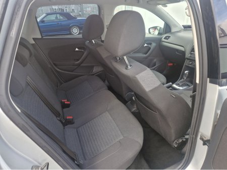 2013 Volkswagen Polo - thumbnail 17