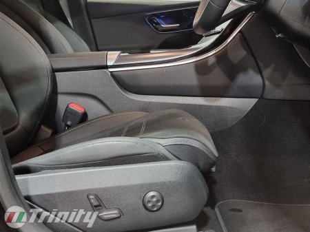 2025 Mercedes-Benz GLC Class - thumbnail 25