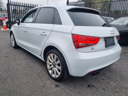 2013 Audi A1 - thumbnail 13