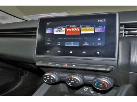 2022 Renault Clio - thumbnail 21