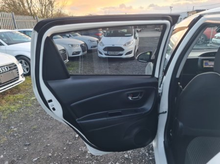 2019 Toyota Vitz /Yaris 1.0 Automatic Low Mileage (1601) €11,995 thumbnail