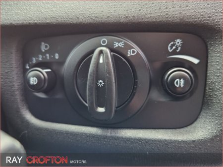 2015 Ford Fiesta - thumbnail 17