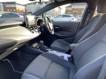 2022 Toyota Corolla Hatchback 5dr Hybrid - Luna Edition - 1.8 Automatic - EUR 170 Road Tax - Great Value - 1 Owner // Remote Central Locking // Front Electric Windows // Rear Electric Windows // Electric Mirrors // Apple €24,895 thumbnail