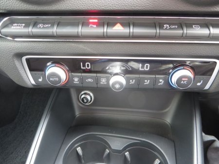 2018 Audi A3 1.4 TFSi S-Line Auto / Low Kilometers / €22,950 thumbnail