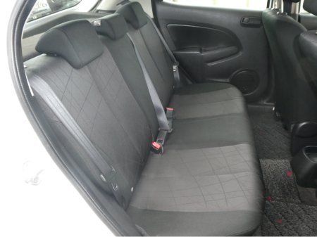 2013 Mazda Mazda2 - thumbnail 13