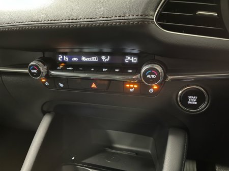 2024 Mazda Mazda3 - thumbnail 7