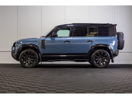 2022 Land Rover Defender 3.0 D300 110 AUTO 4WD €56,911