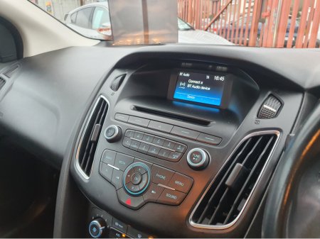 2016 Ford Focus ZETEC 1.0 ECOBOOST (NCT 05/26) €9,995 thumbnail