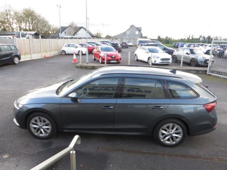 2021 Skoda Octavia AMB 2.0tdi 115HP 4DR €22,950 thumbnail
