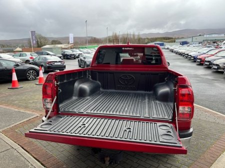 2022 Toyota Hilux 2.8 SR5 D/CAB AUTO 4DR €41,950 thumbnail