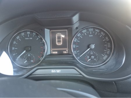 2017 Skoda Octavia - thumbnail 14