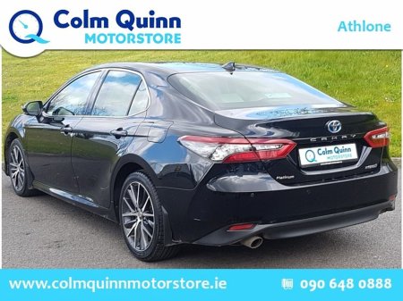 2023 Toyota Camry - photo 3