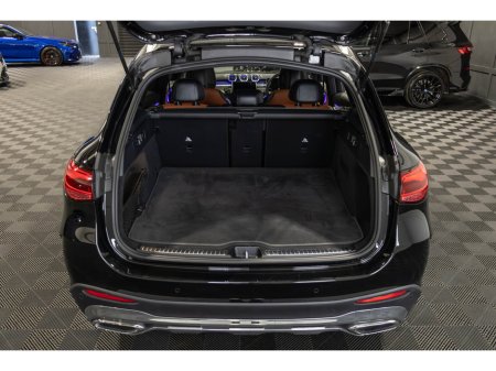 2024 Mercedes-Benz GLC Class GLC 220 D 4MATIC AMG Line €60,950 thumbnail