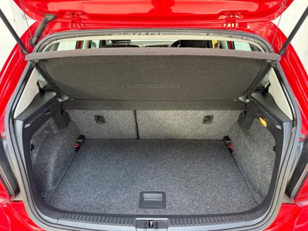 2016 Volkswagen Polo - thumbnail 23