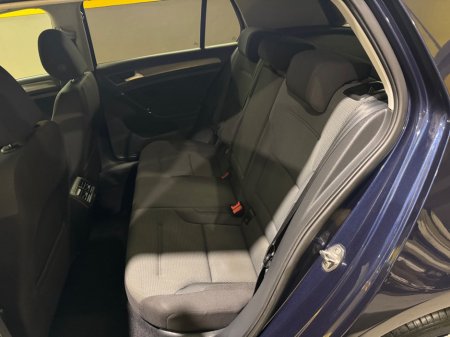 2013 Volkswagen Golf - thumbnail 11