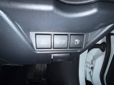 2023 Toyota Prius - thumbnail 27