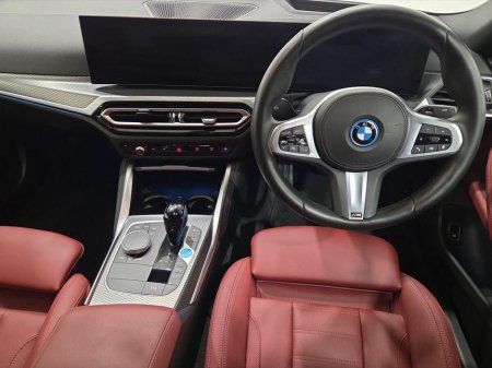 2022 BMW i4 - thumbnail 5