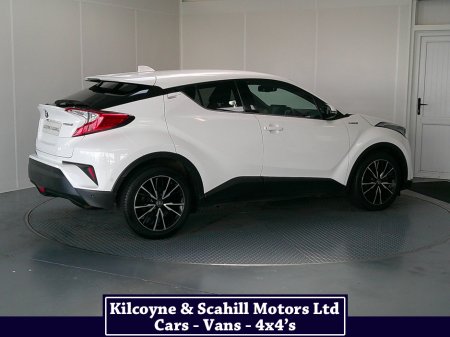 2017 Toyota C-HR - thumbnail 8