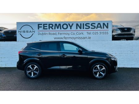 2023 Nissan Qashqai REVERSE CAMERA + REAR PARK SENSORS €27,995 thumbnail