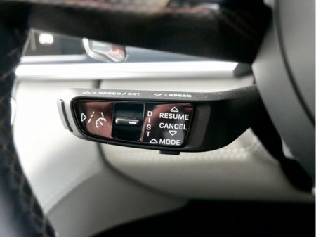 2023 Porsche Panamera - thumbnail 21