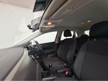 2018 Volkswagen Polo SE €13,950 thumbnail