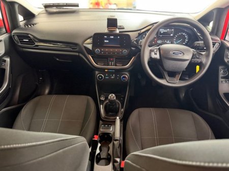 2019 Ford Fiesta - thumbnail 6