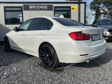 2014 BMW 3 Series - thumbnail 6