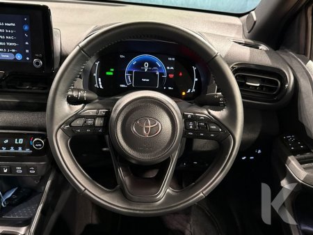 2024 Toyota Yaris - thumbnail 14