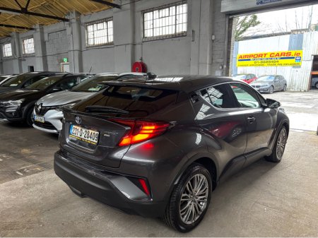 2023 Toyota C-HR HYBRID SOL 4DR AUTO €25,499 thumbnail